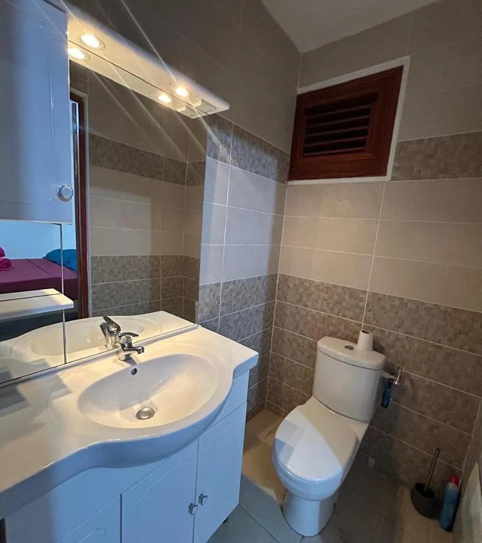Grand Bas De Villa Avec Piscine A La Residence Ker Anna Sainte-Anne Διαμέρισμα
